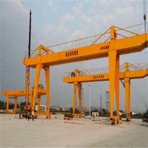 靖江市起重設(shè)備廠(chǎng)