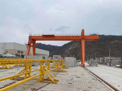 雙梁門式起重機的結構性能體現(xiàn)在何處？